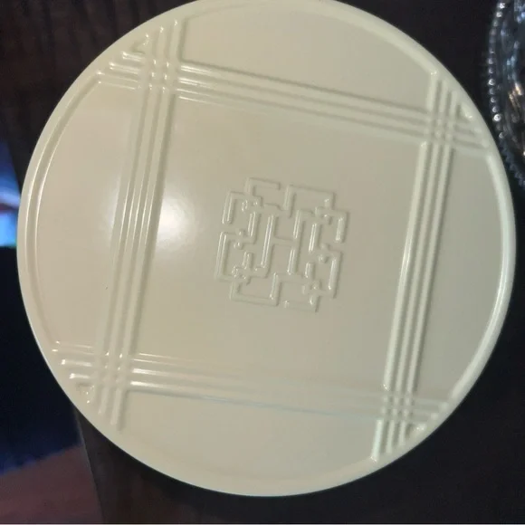 Homework by Harry Slatkin Creamy Dreamy Vanilla Scented Candle - Picture 2 of 4